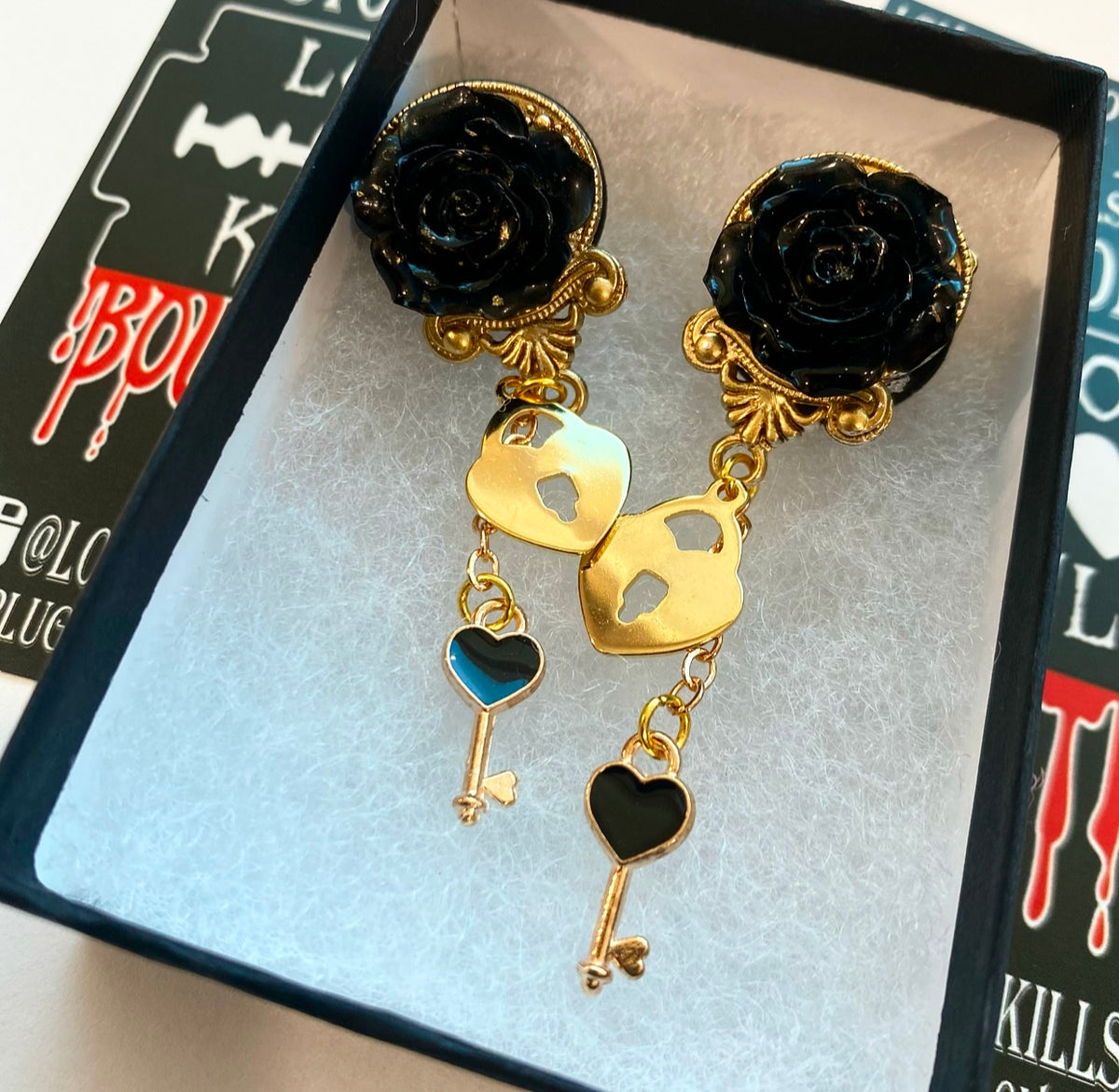 Key to my black heart dangle Plugs